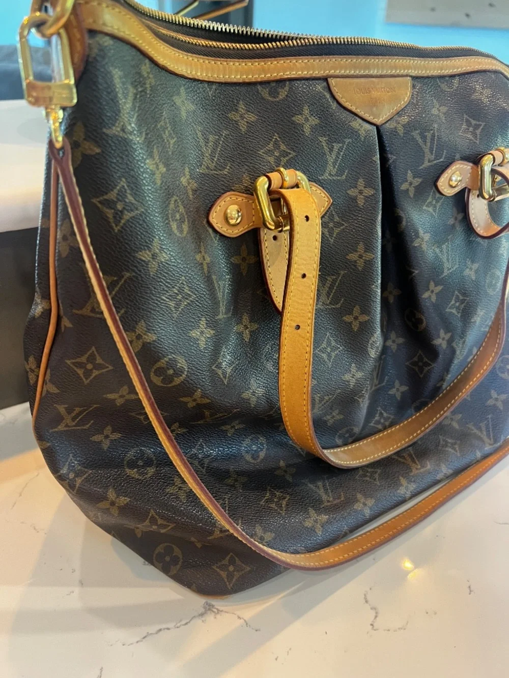 Monogram Lumineuse GM